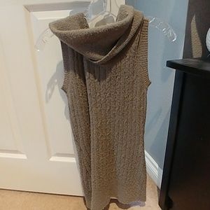 Forever 21 Cowl neck sleeveless sweater